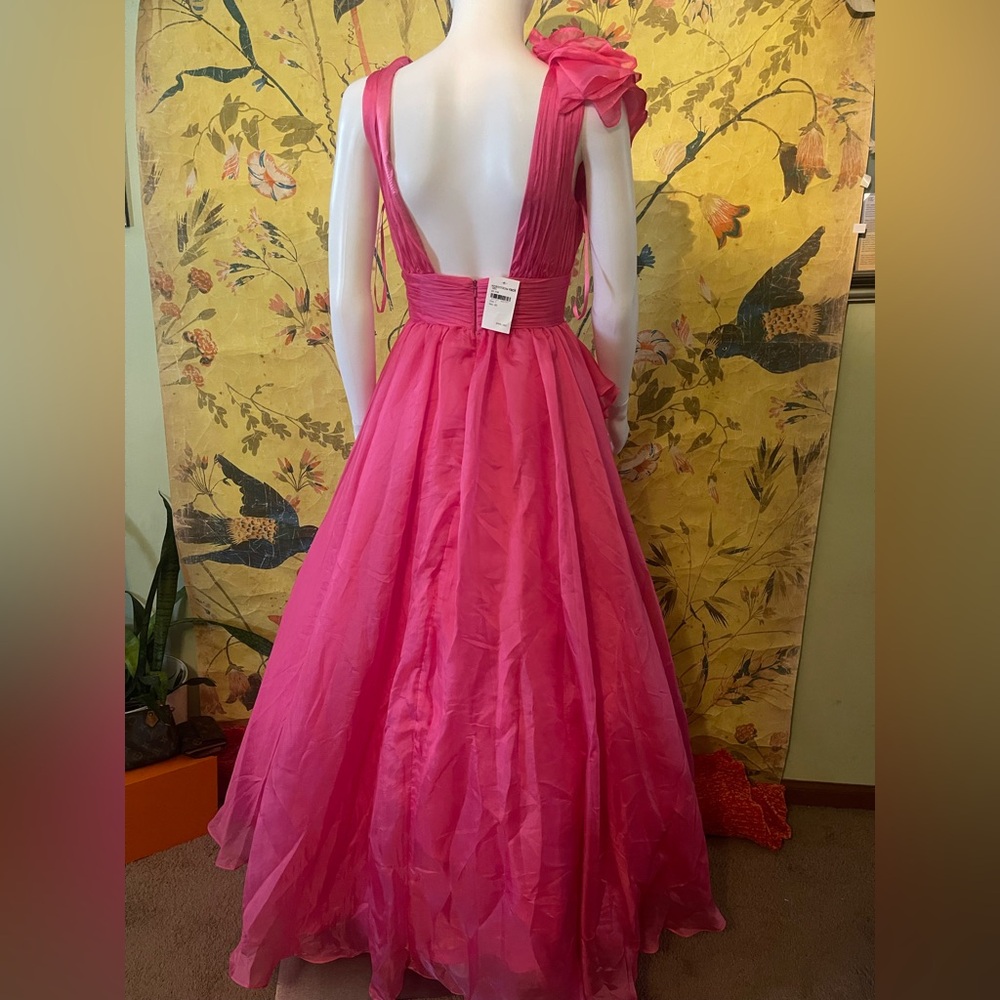 Mac Duggal Pink Ruffle Shoulder V-Neck Chiffon Gown - Picture 6 of 7